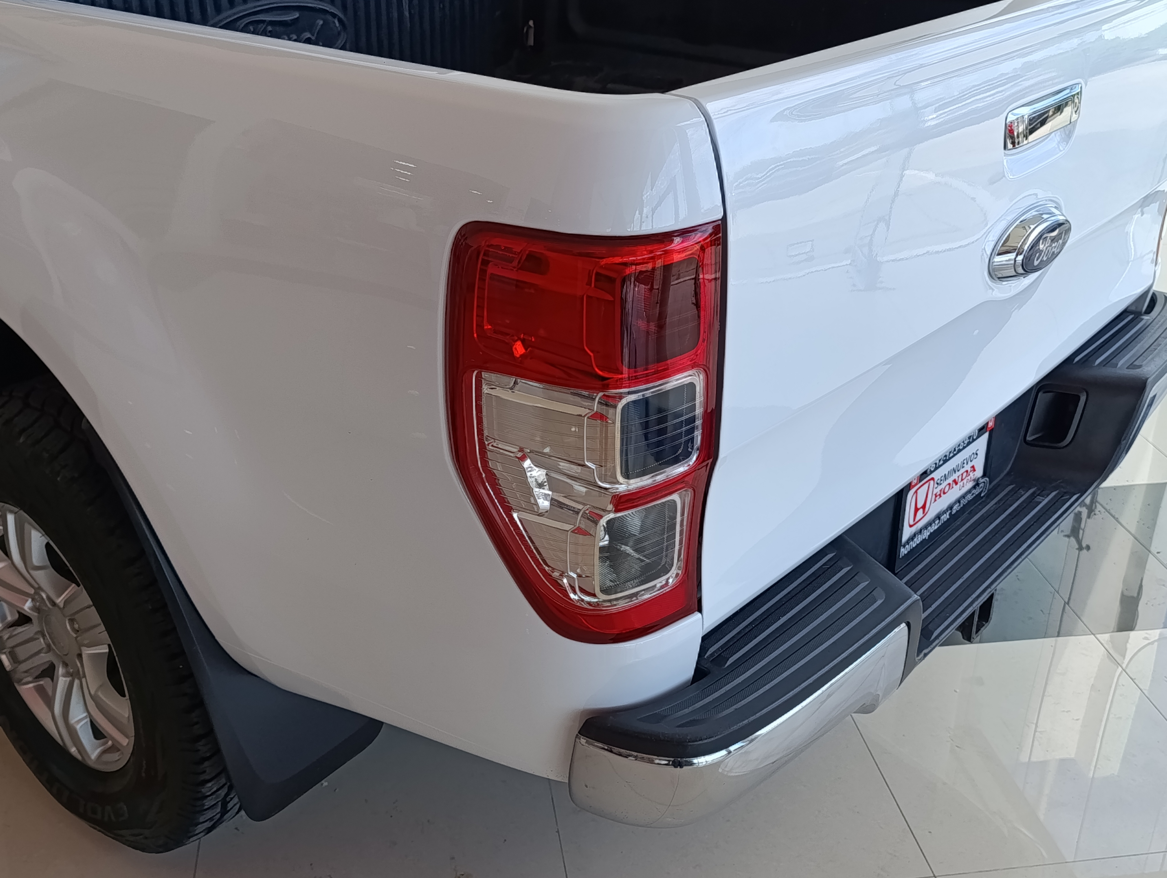 Ford Ranger Lateral derecho 21