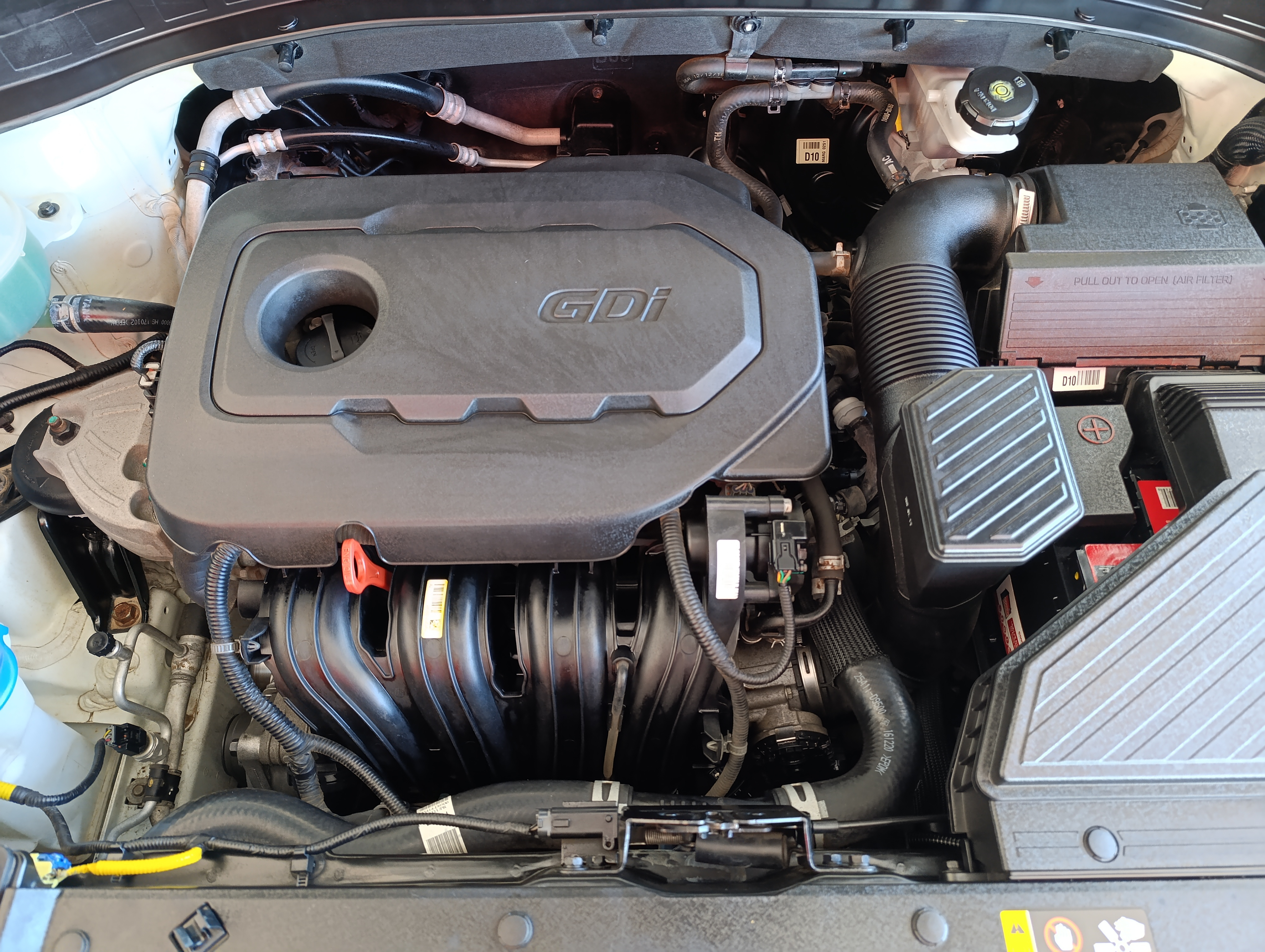 KIA SPORTAGE Interior 21