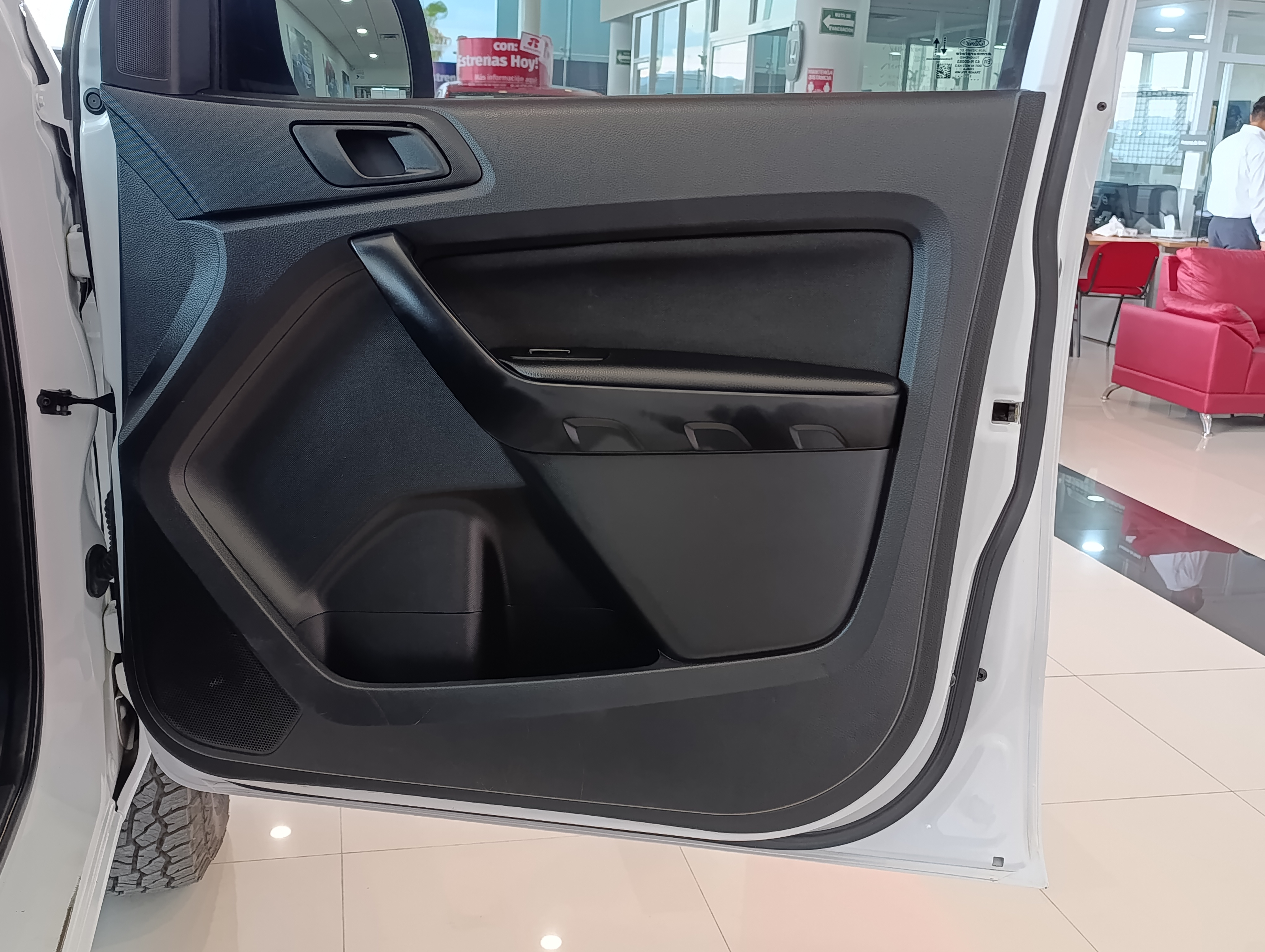 Ford Ranger Atrás 17