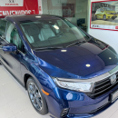 Honda Odyssey Minivan Arriba 6