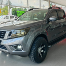 Nissan Comerciales Frontier y NP 300 Frontier Pick-Up Arriba 3