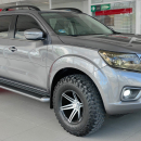 Nissan Comerciales Frontier y NP 300 Frontier Pick-Up Llantas 1