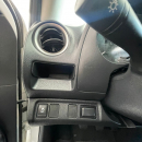 Nissan Comerciales NP300 Interior 16