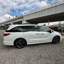 Honda Odyssey Minivan Atrás 11