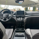 Honda Odyssey Minivan Lateral derecho 25