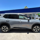 Nissan X-TRAIL Lateral izquierdo 11