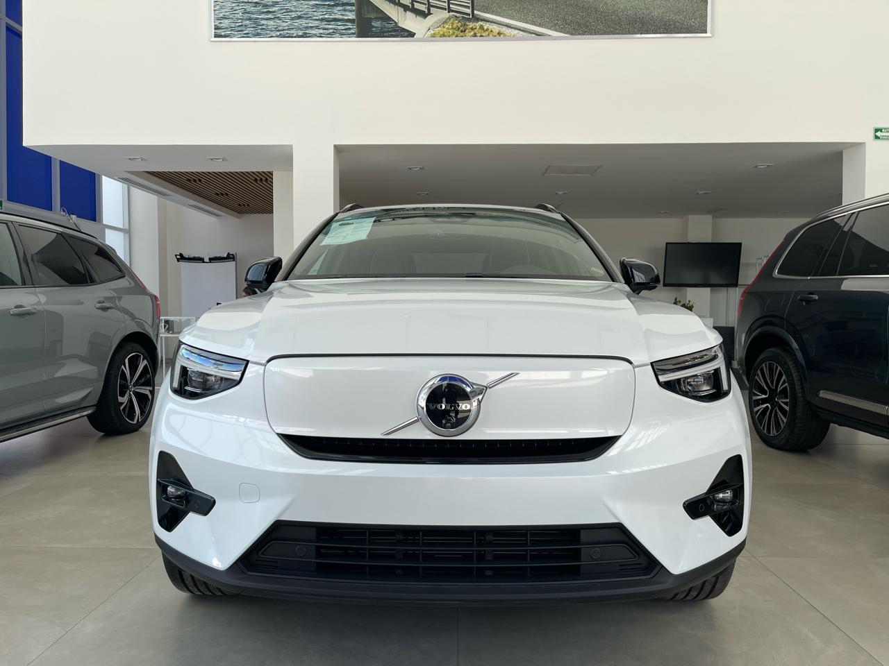 Volvo XC40 VUD Frente 22