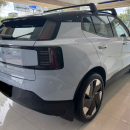Volvo EX30 Frente 5