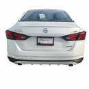 Nissan Altima Atrás 8