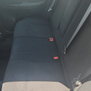 Nissan Sentra Lateral derecho 13