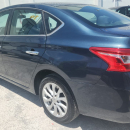 Nissan Sentra Lateral derecho 14