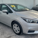 Nissan Versa Frente 5