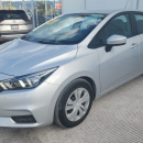 Nissan Versa Lateral izquierdo 8