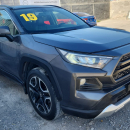 Toyota RAV4 VUD Frente 6