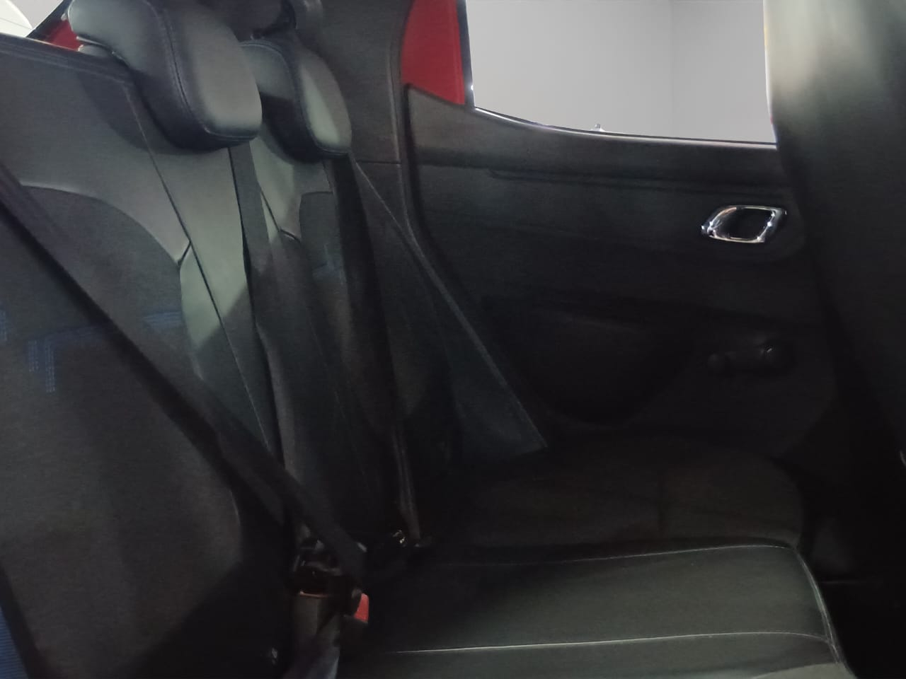 Renault Kwid Frente 16