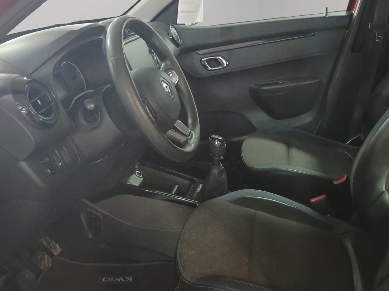 Renault Kwid Interior 9