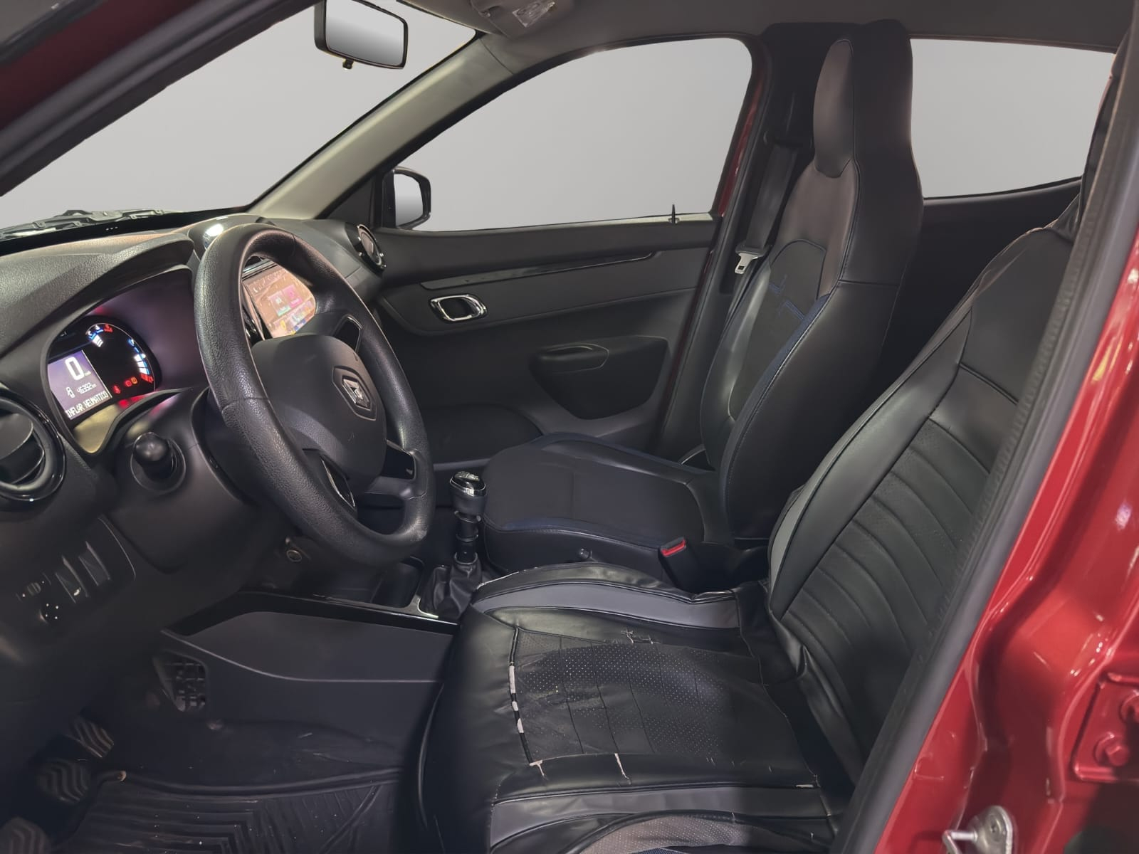 Renault Kwid Interior 18