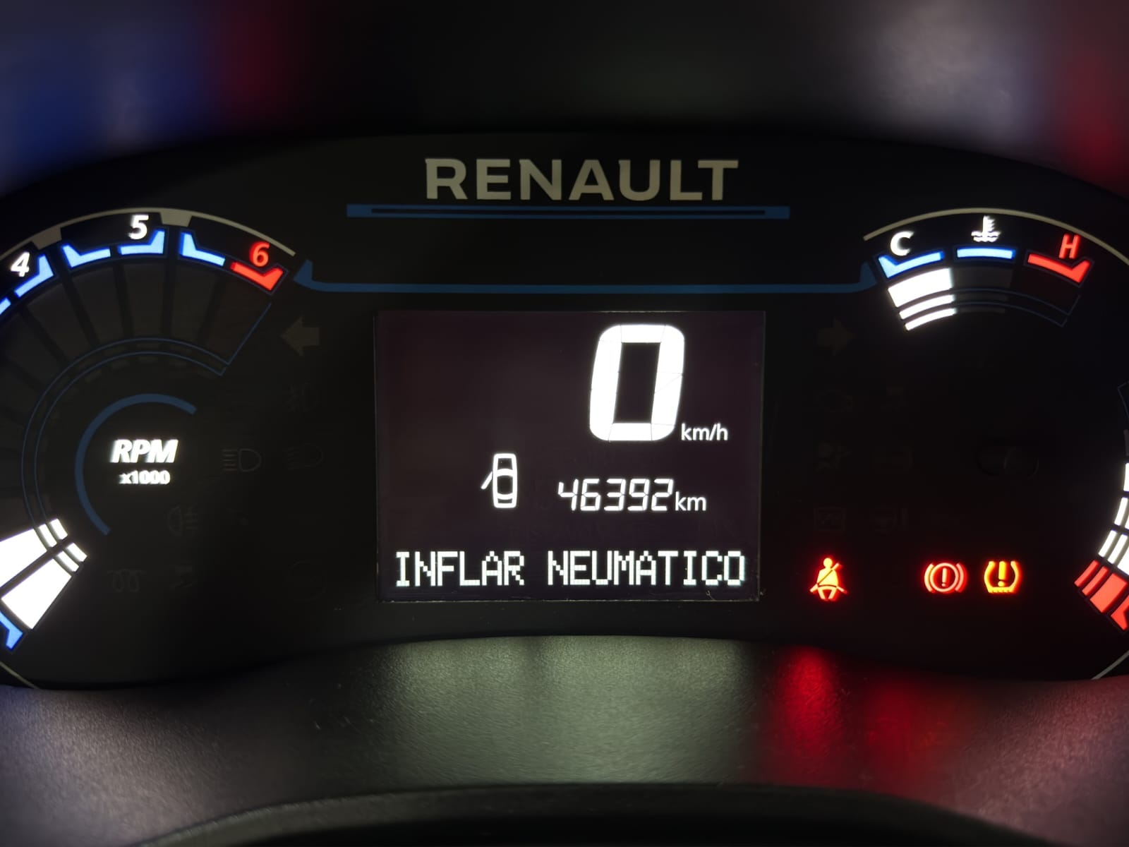 Renault Kwid Lateral derecho 12