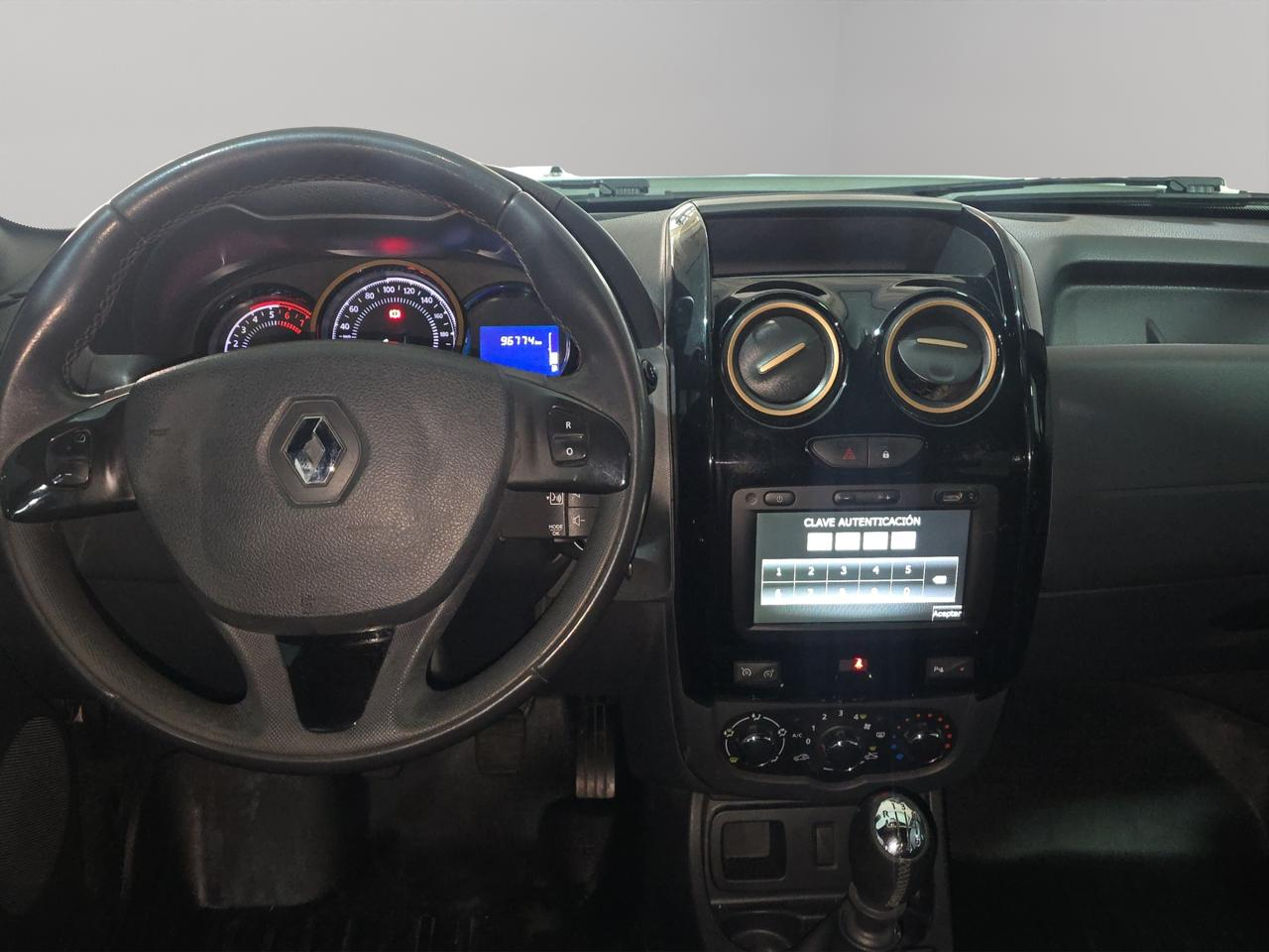 Renault Duster VUD Lateral derecho 16