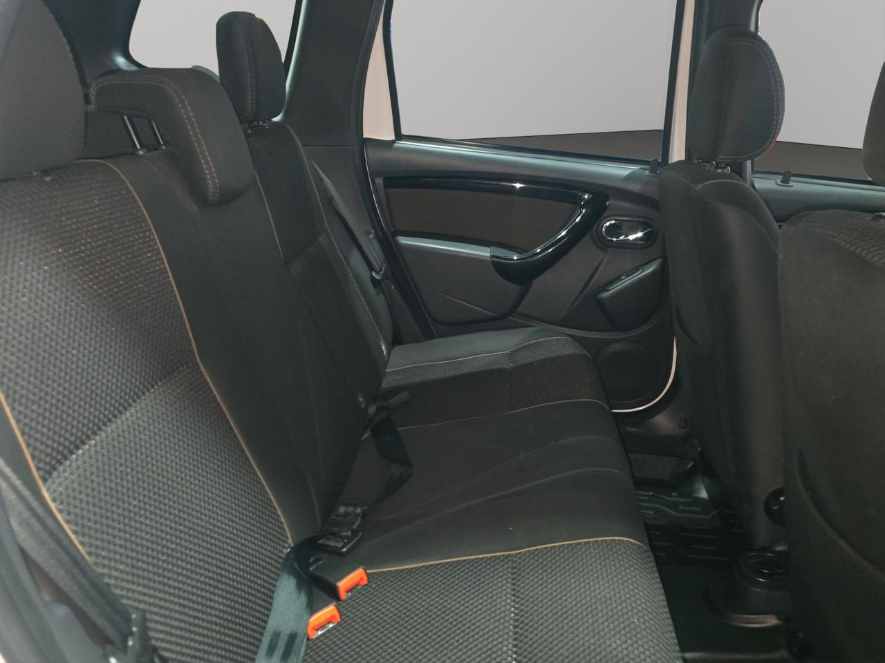 Renault Duster VUD Interior 18