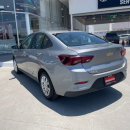 Chevrolet ONIX Arriba 3