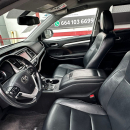 Toyota HIGHLANDER Interior 9