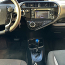 Toyota PRIUS Arriba 12