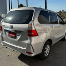 Toyota AVANZA Lateral izquierdo 5