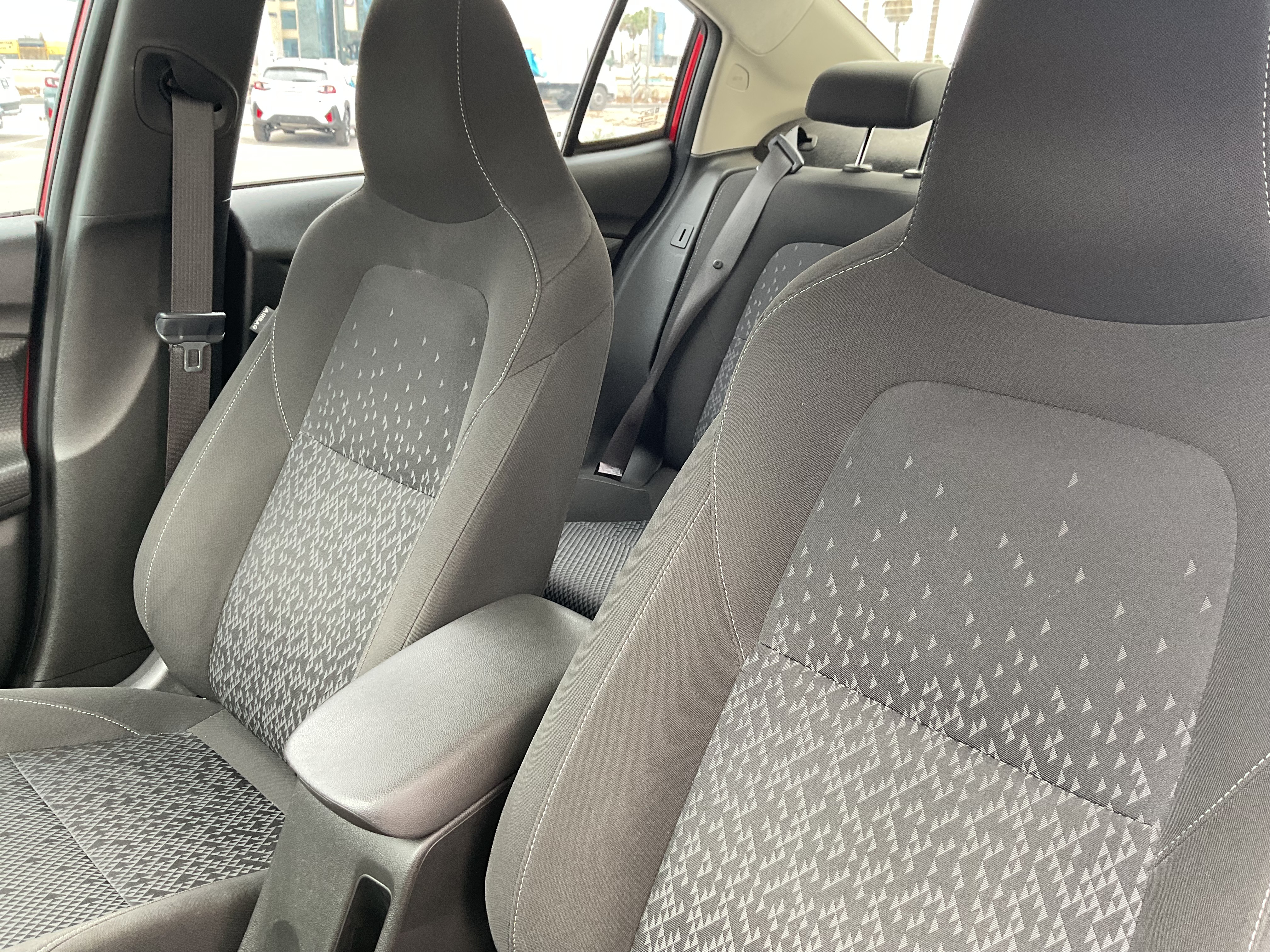 Chevrolet Onix Interior 16