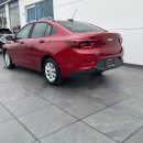 Chevrolet Onix Atrás 4