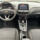Chevrolet Onix Atrás 13