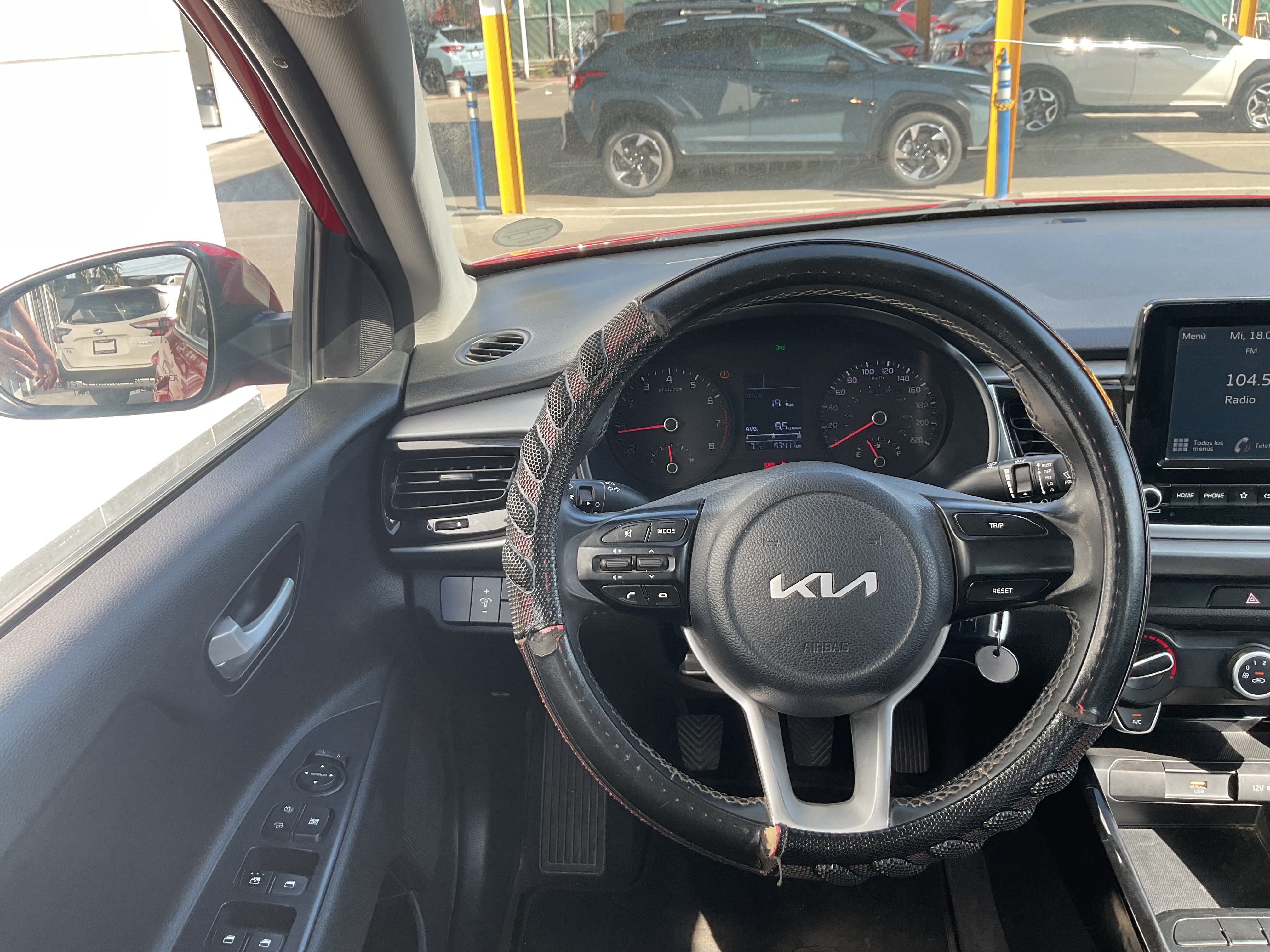 KIA KIA RIO SEDAN Asientos 17