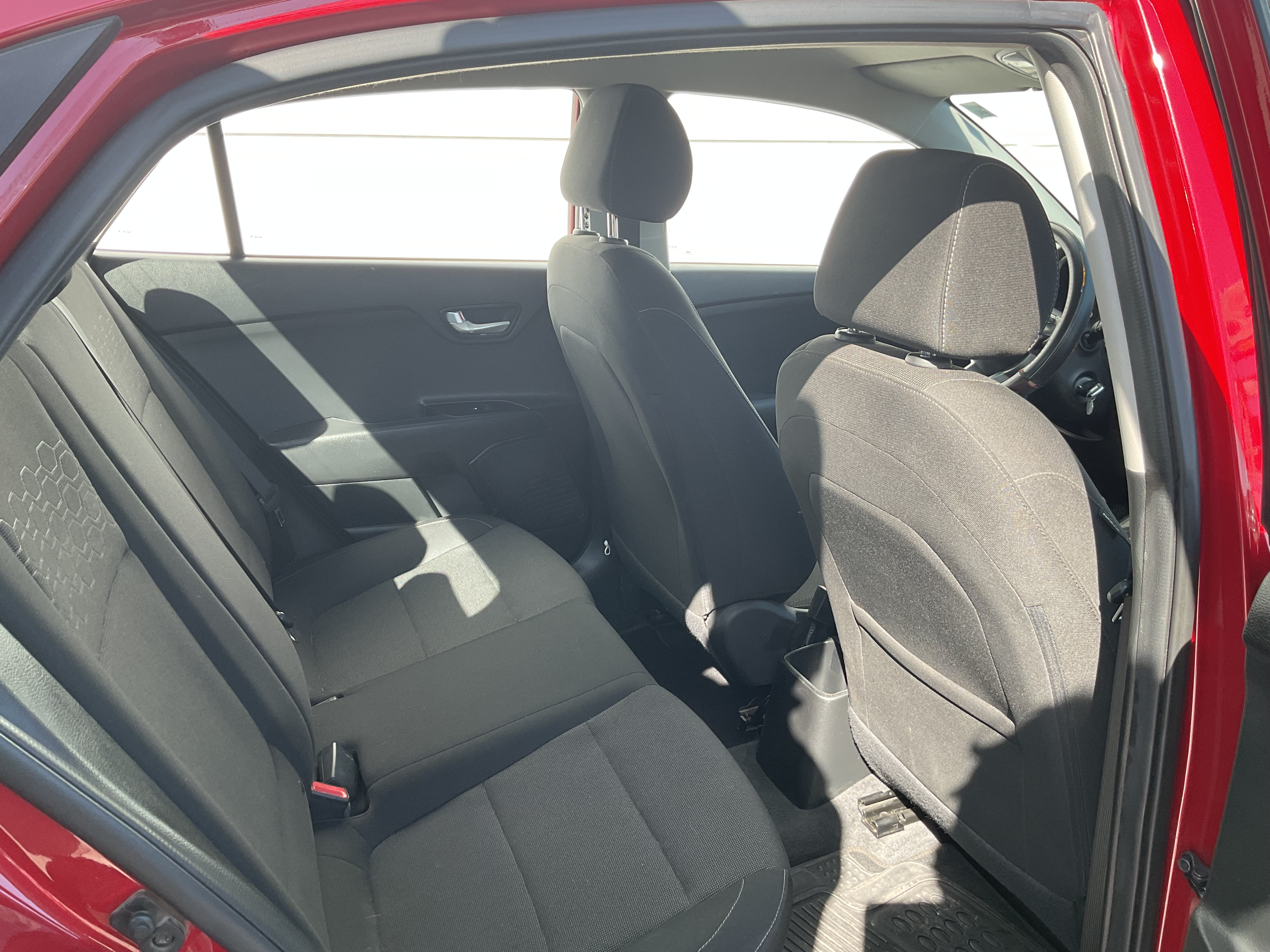 KIA KIA RIO SEDAN Asientos 23