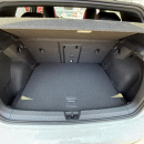 VOLKSWAGEN GOLF Interior 17