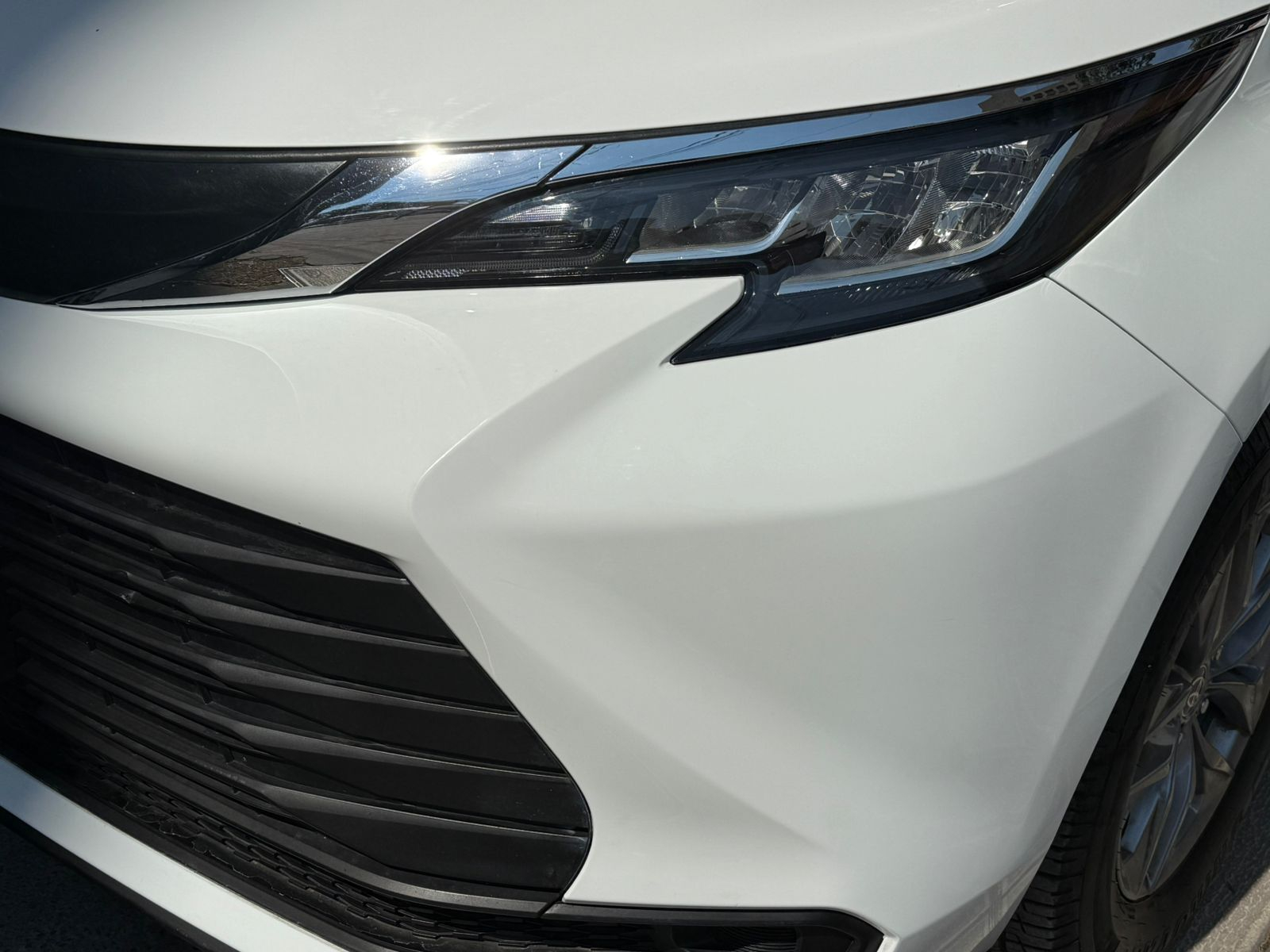 TOYOTA SIENNA Frente 19