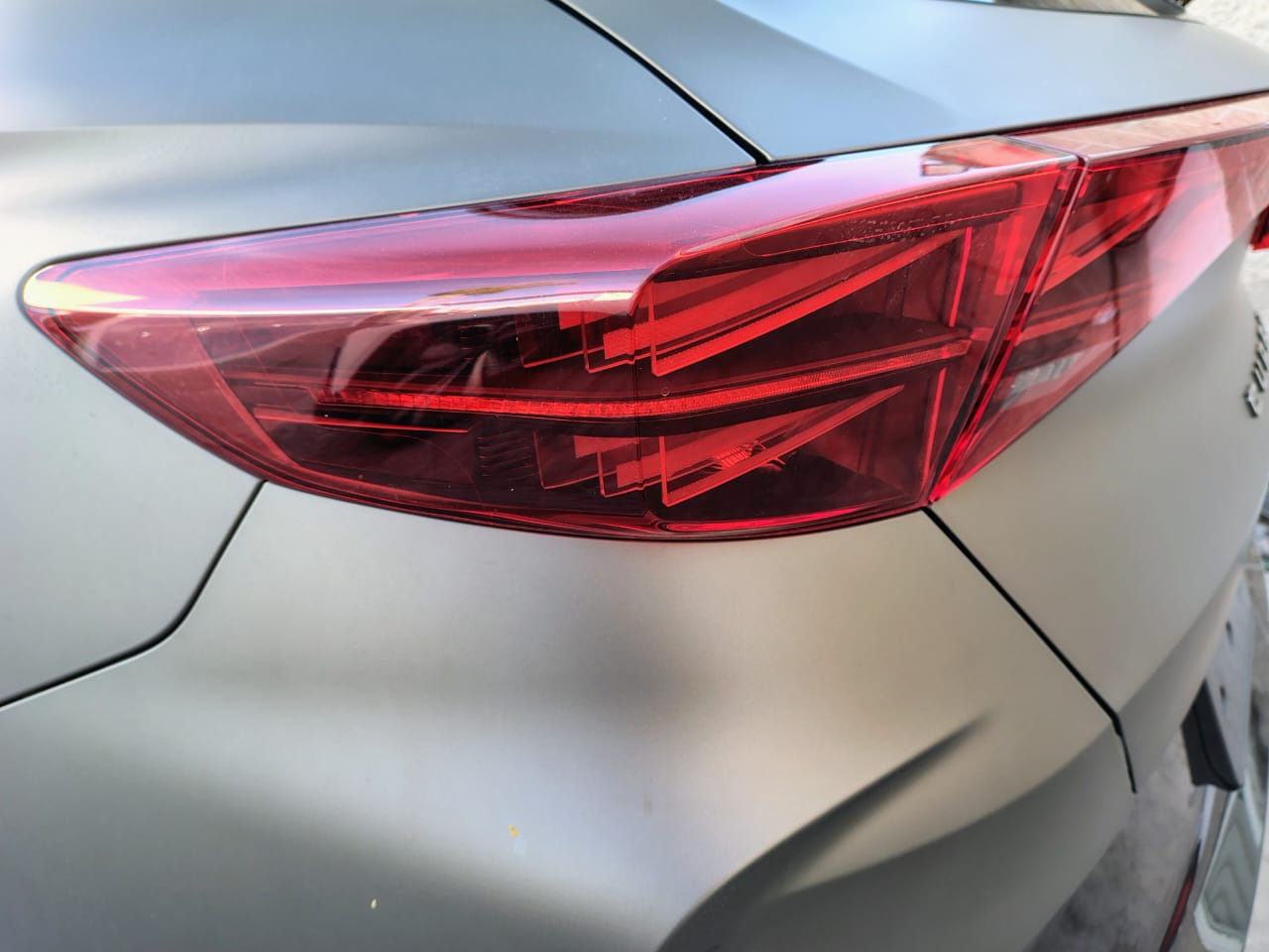 SEAT FORMENTOR Lateral derecho 25