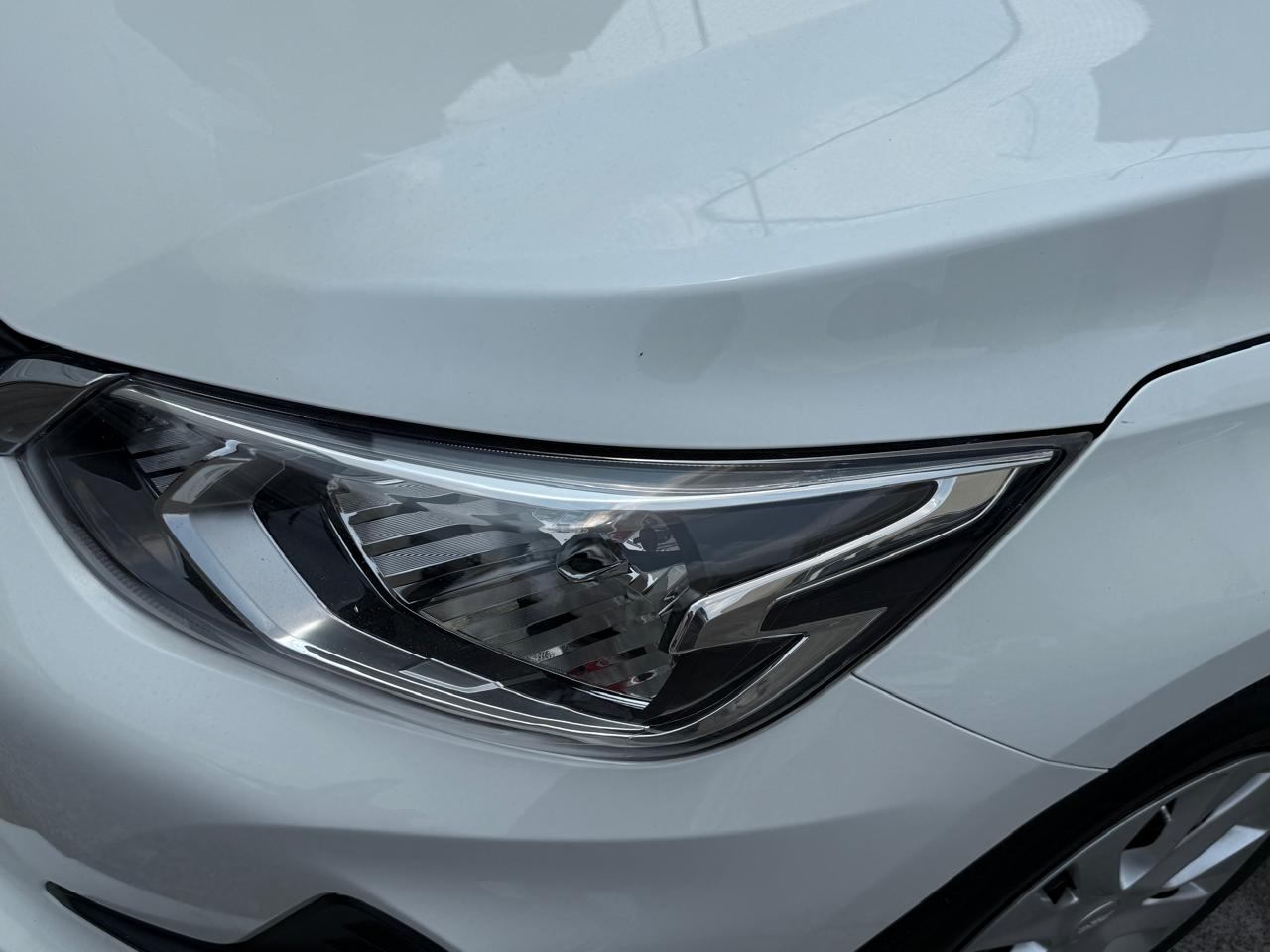 CHEVROLET ONIX Asientos 13