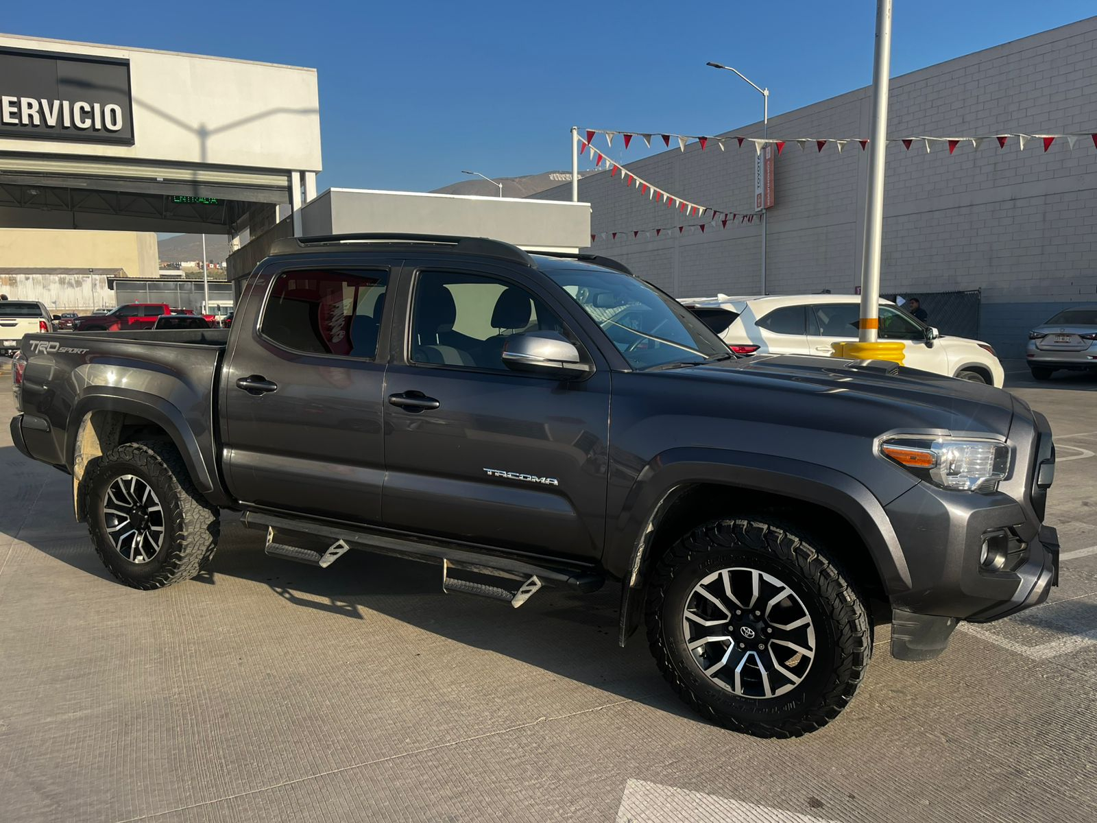 Toyota TACOMA Arriba 7