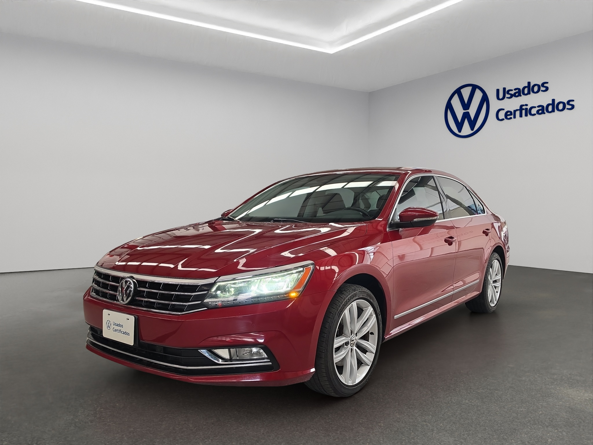 VOLKSWAGEN PASSAT 2018