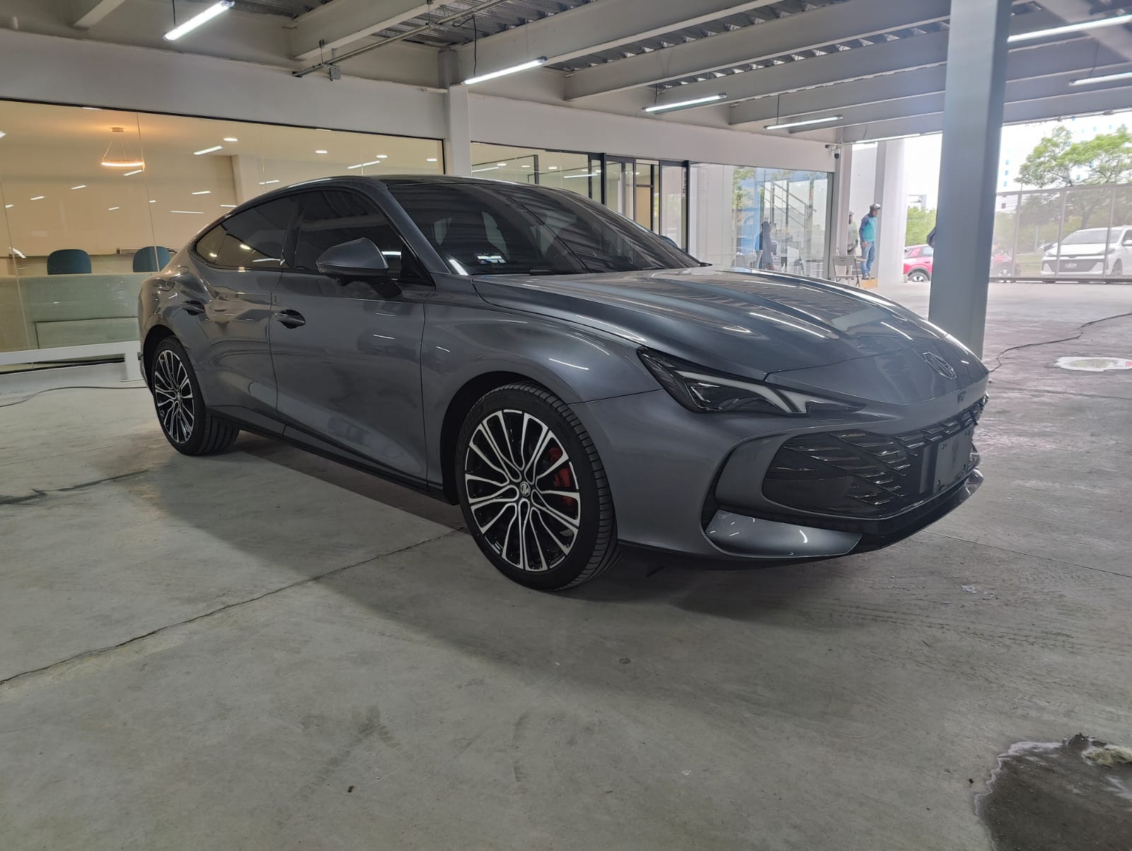 MG
