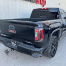 GMC SIERRA Lateral izquierdo 13