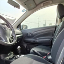 NISSAN VERSA Atrás 35