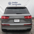 AUDI Q7 Atrás 21