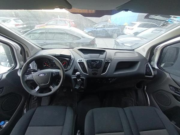FORD TRANSIT Atrás 11