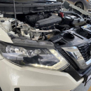 NISSAN X-TRAIL Lateral derecho 115