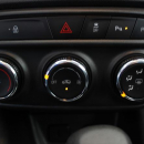 CHEVROLET TRACKER Interior 60
