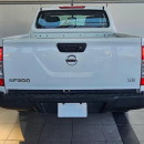 NISSAN NP300 Frente 5