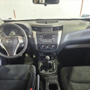 NISSAN NP300 Interior 9