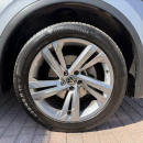 VOLKSWAGEN TIGUAN Atrás 43