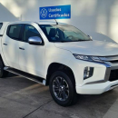 MITSUBISHI L200 Asientos 5